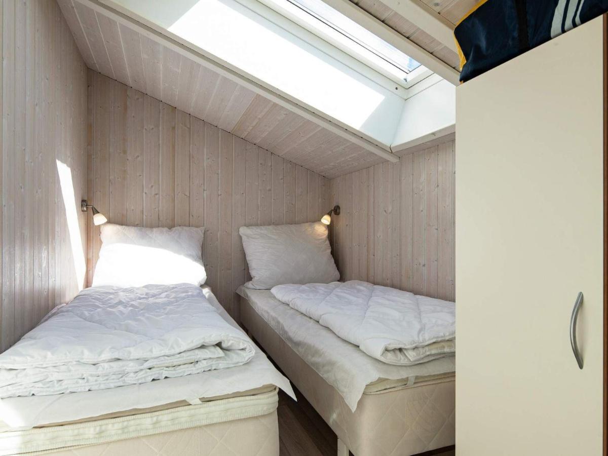 12 Person Holiday Home In Grömitz Εξωτερικό φωτογραφία